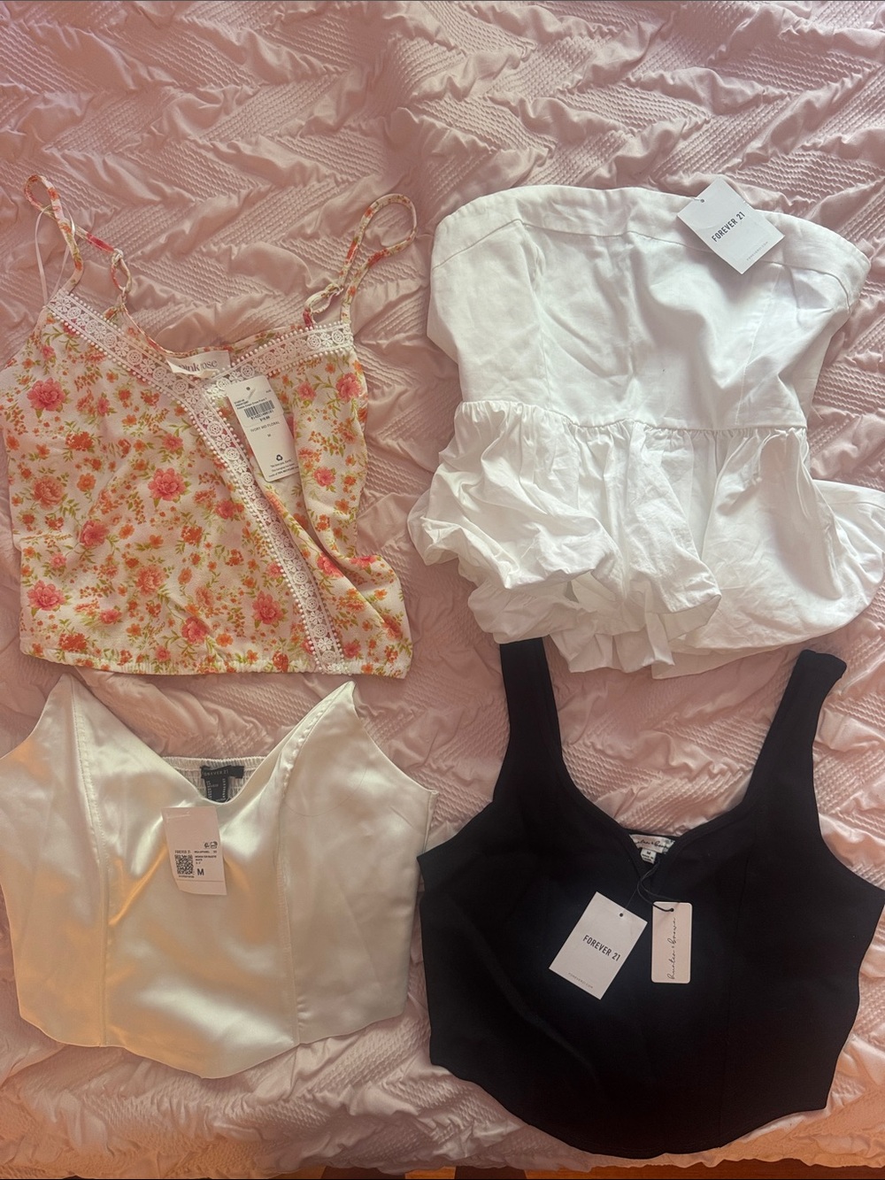 Forever 21 Medium Tops New with Tags Bundle